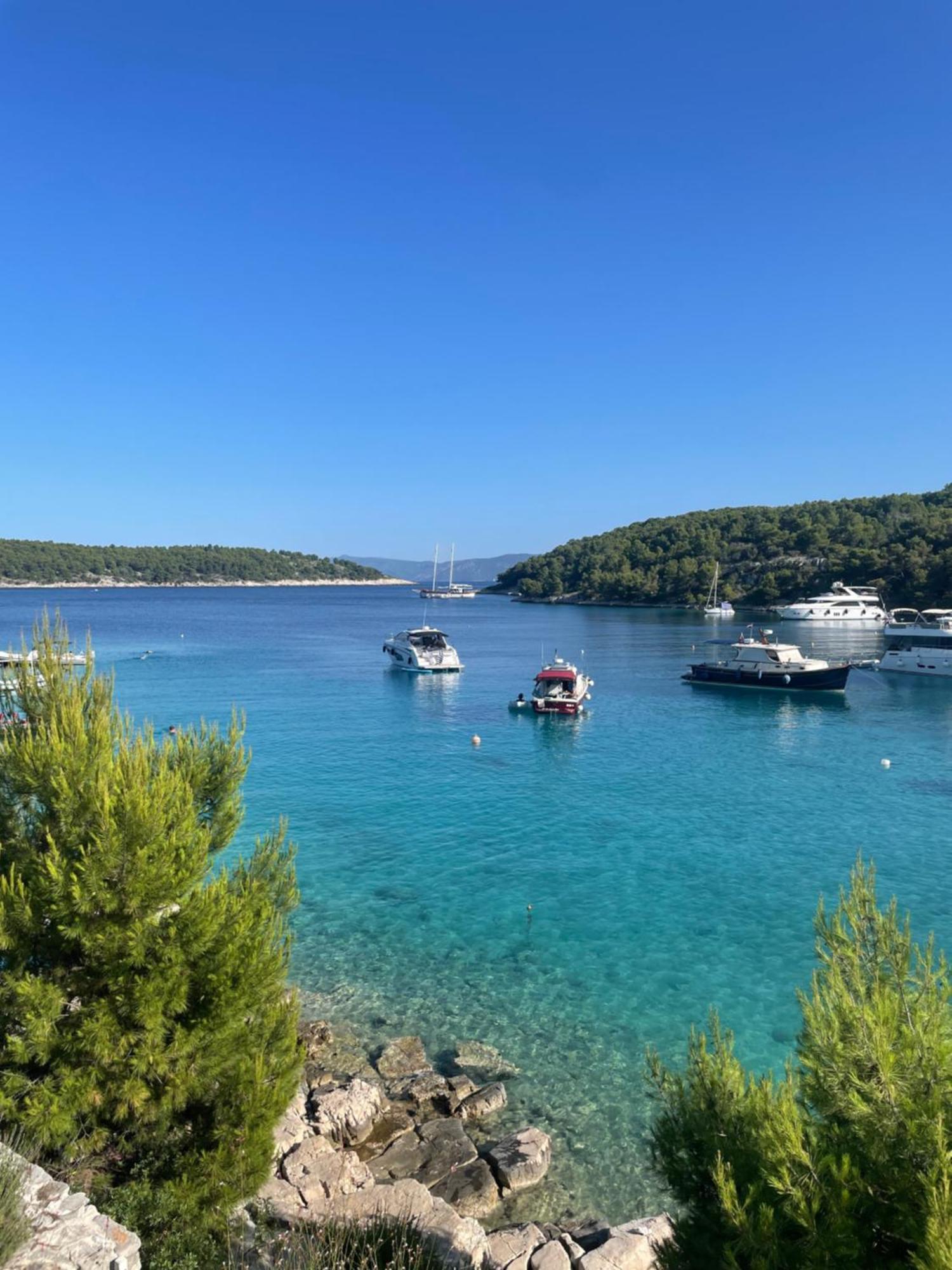 Luxury Villa Kate - In Lucice Bay With Turquoise Sea, Amazing Seaviews, And Heated Pool Milna (Brac) Exterior foto