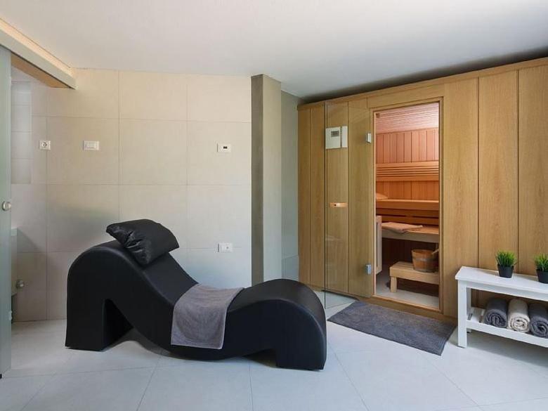 Luxury Villa Kate - In Lucice Bay With Turquoise Sea, Amazing Seaviews, And Heated Pool Milna (Brac) Exterior foto